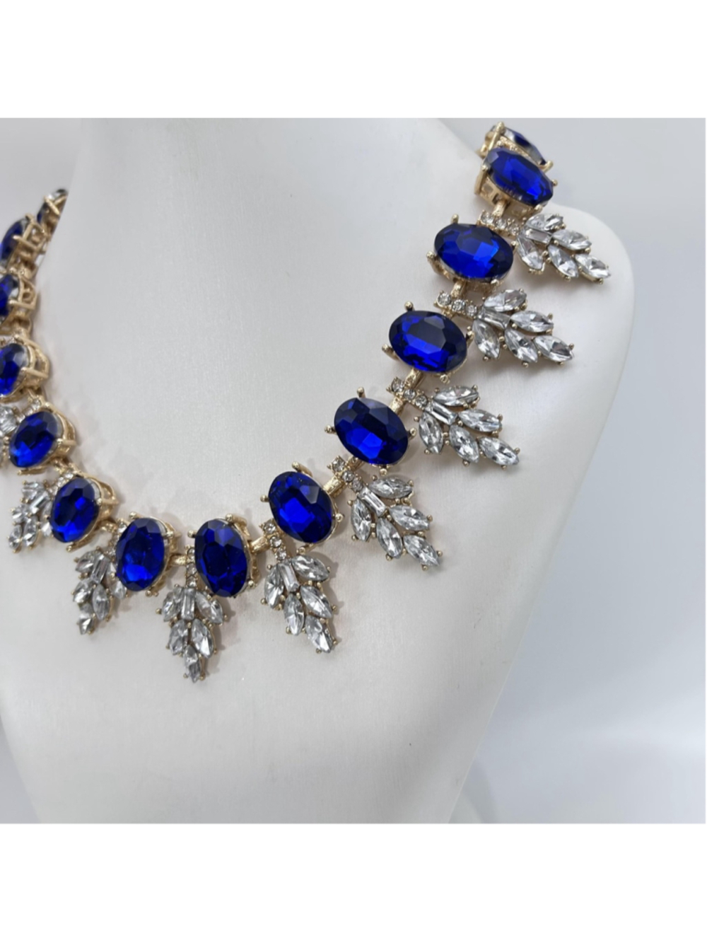 VTG Blue Rhinestone Statement Bib Necklace Gold Tone Crystal Prom Wedding Formal - Picture 3 of 12